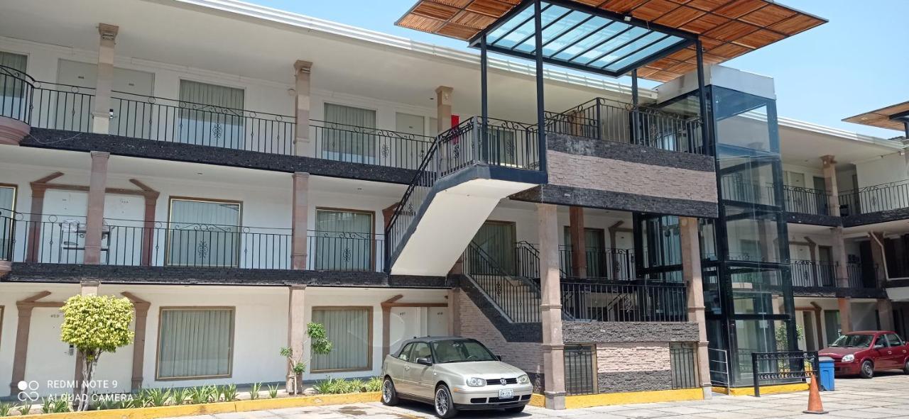 Hotel Flamingo Irapuato Exterior foto