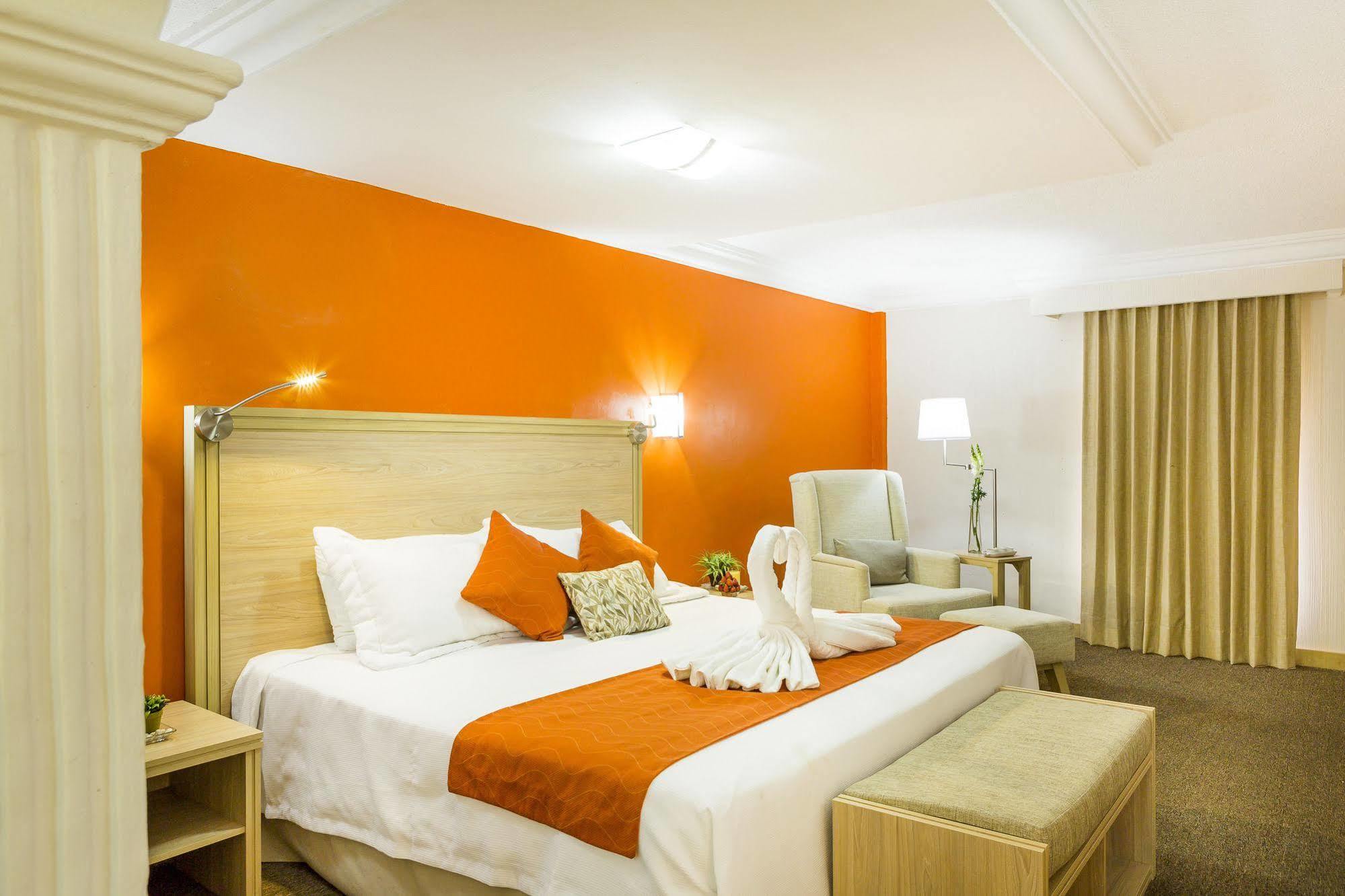 Hotel Flamingo Irapuato Exterior foto